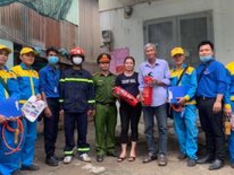 Gas sao việt kết hợp Công An Phòng Cháy và Chữa  cháy kiểm tra an toàn gas cho hộ gia đình khu vực Thạnh Lộc
